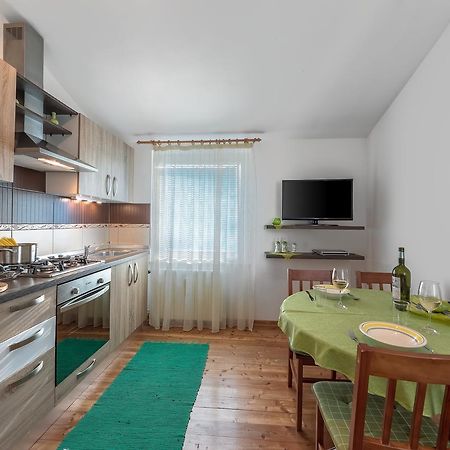 Apartment San Лижнян Екстер'єр фото