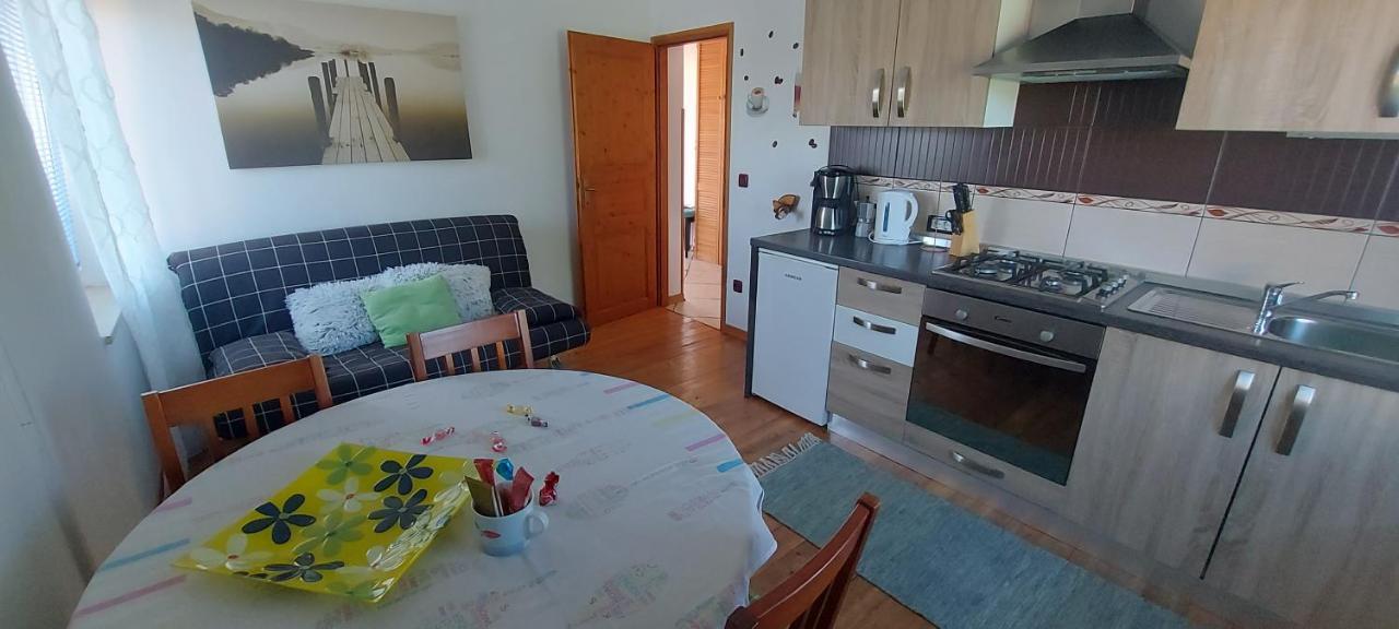 Apartment San Лижнян Екстер'єр фото