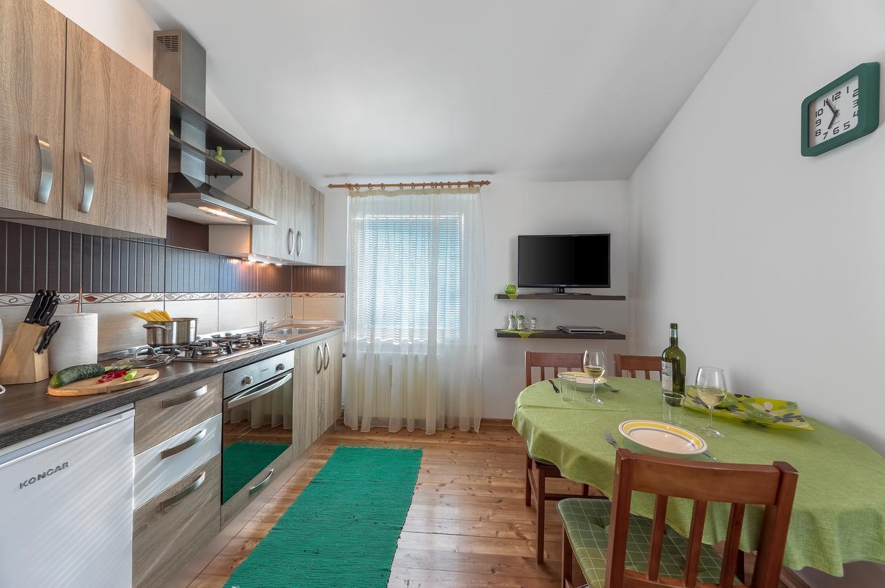 Apartment San Лижнян Екстер'єр фото