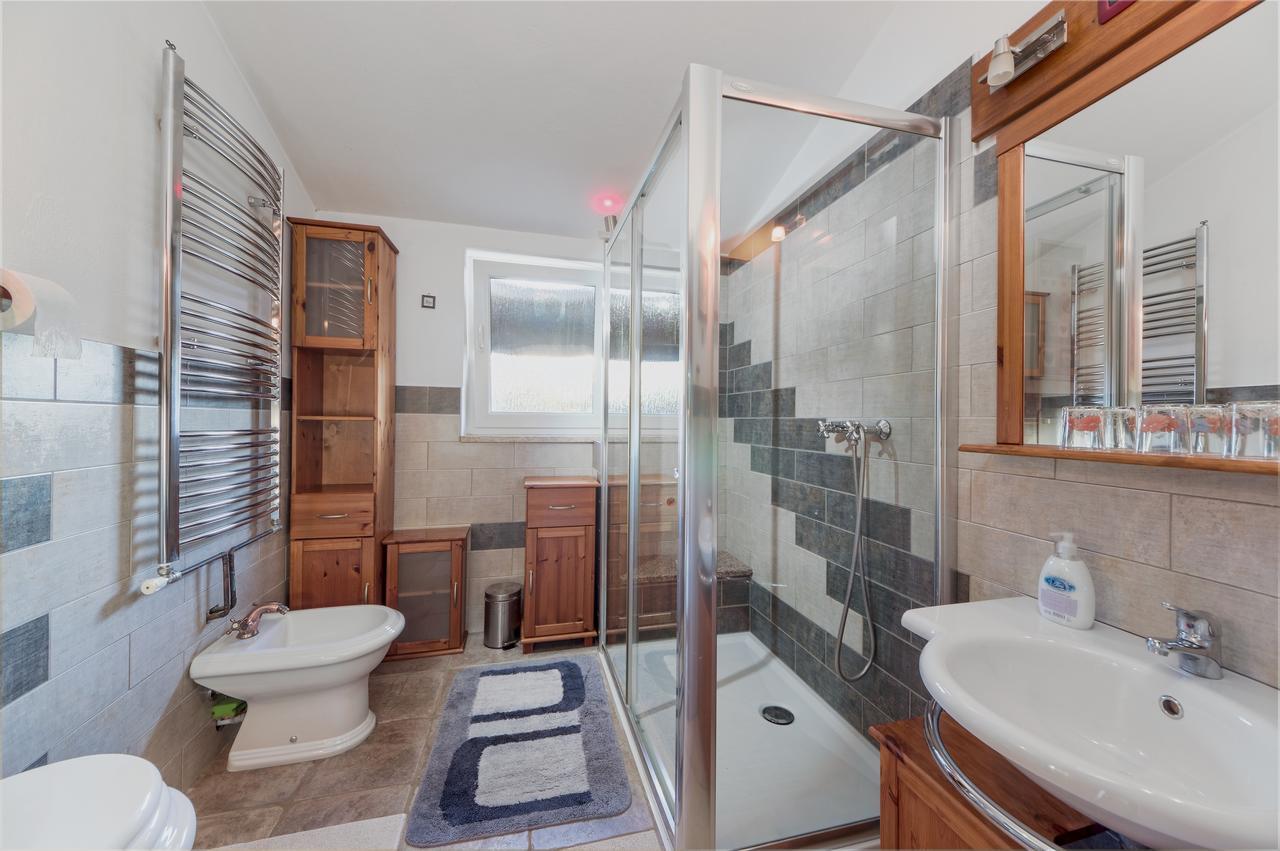 Apartment San Лижнян Екстер'єр фото