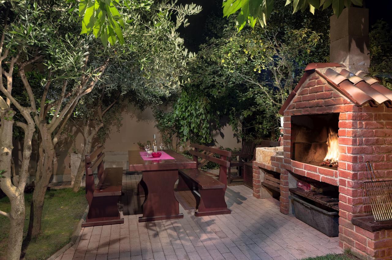Apartment San Лижнян Екстер'єр фото